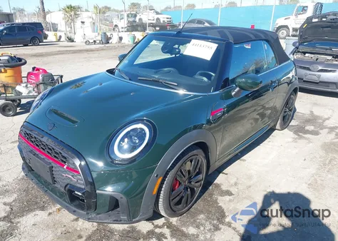 2023 Mini Convertible John Cooper Works z USA, uszkodzony, nr VIN WMW63DL05P3R13704
